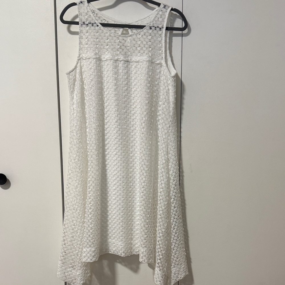 Signature by Robbie Bee Textured, asymmetrical White Mini Dress